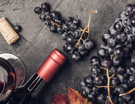 Rubinowy, purpurowy czy ceglasty? Poznaj sekrety koloru wina czerwonego